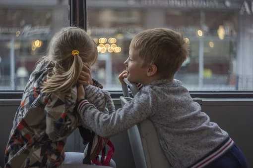 孩子的口吃并不神秘，父母应该反思语言环境是