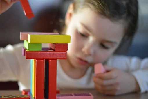 孩子语言发育迟缓该怪谁？这些误解耽误了多少
